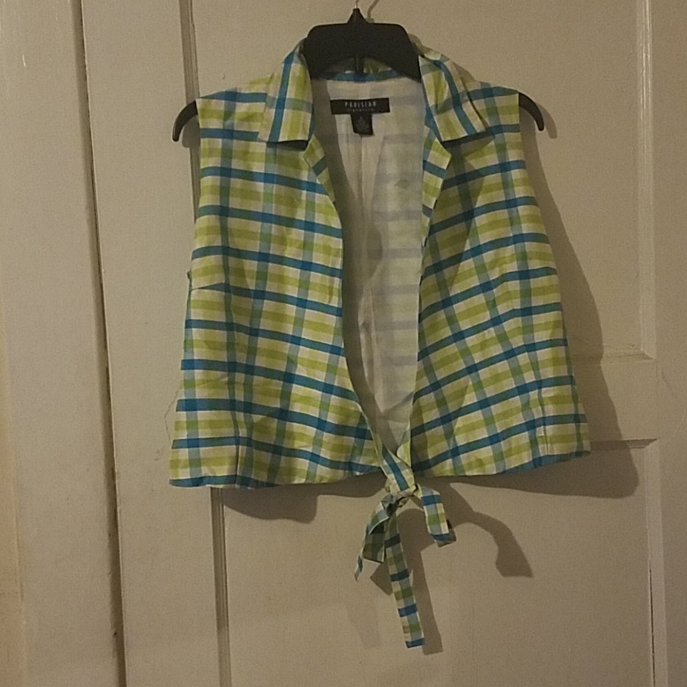 Woman's patterned vest
